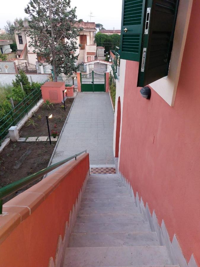 Esther Guest House Castel Volturno Exterior foto